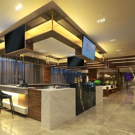 Hilton Garden Inn Monterrey Obispado Exterior foto